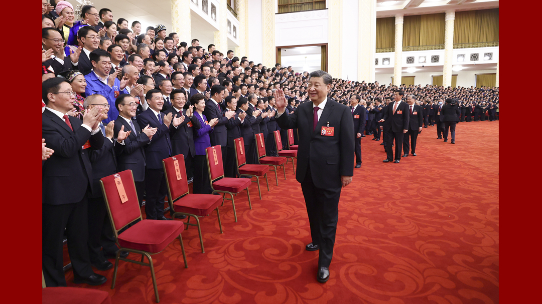 習(xí)近平等領(lǐng)導(dǎo)同志親切會見出席黨的二十大代表、特邀代表和列席人員